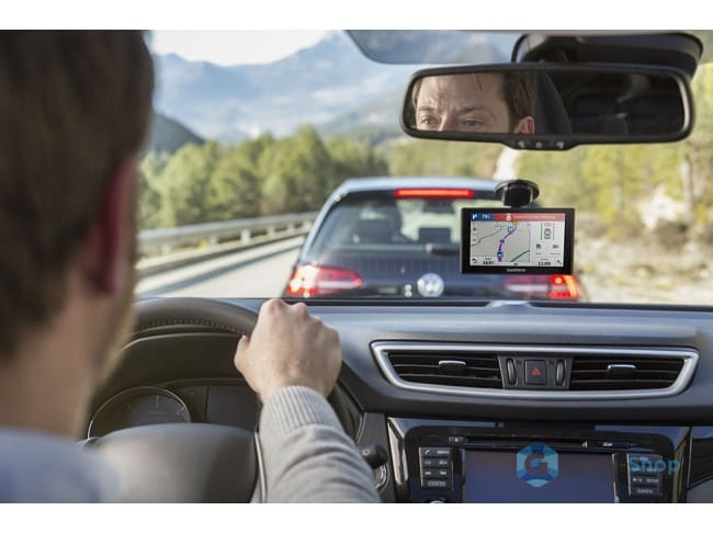 Регистратор автомобильный garmin